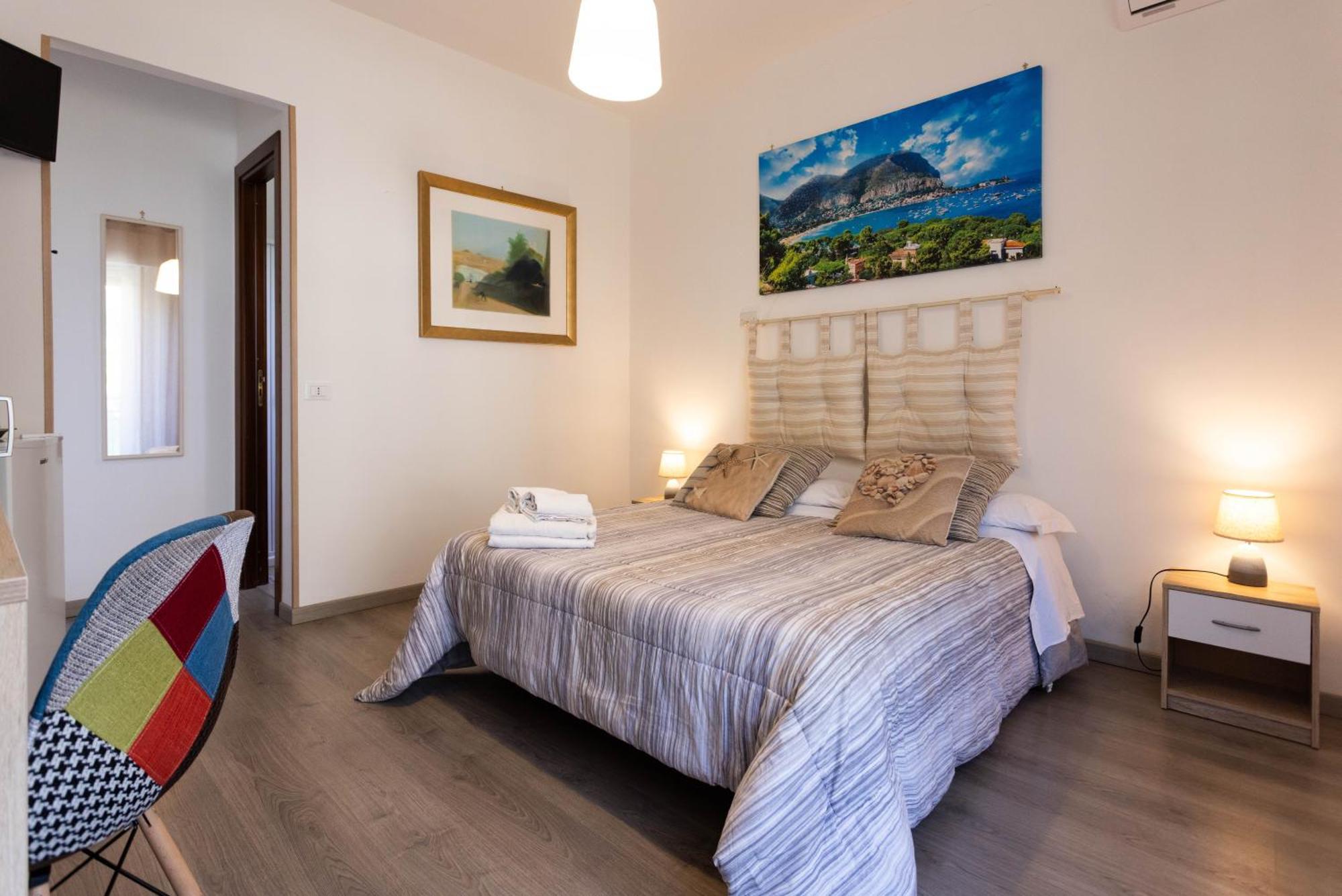 Mondello House Eraclea Hotel Ngoại thất bức ảnh