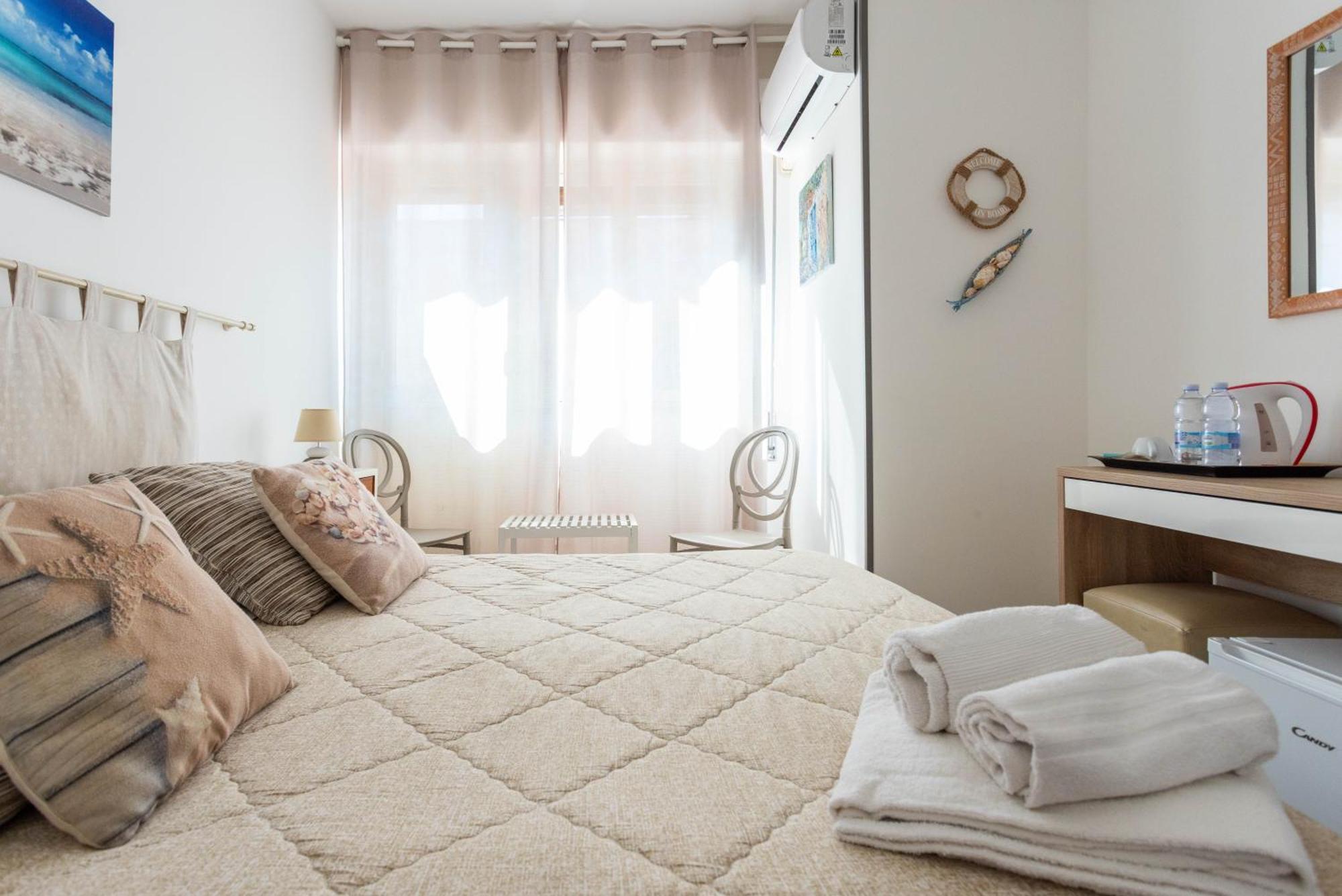 Mondello House Eraclea Hotel Ngoại thất bức ảnh